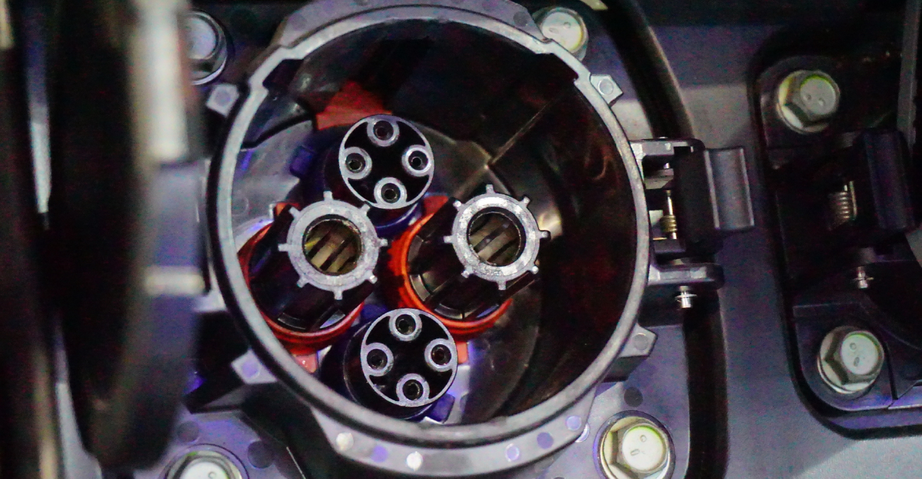 Charging of an electric car plug