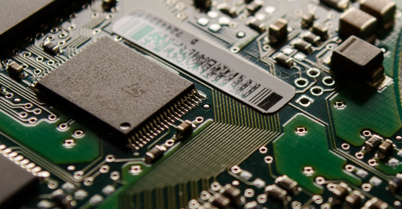 Digital computer electronic