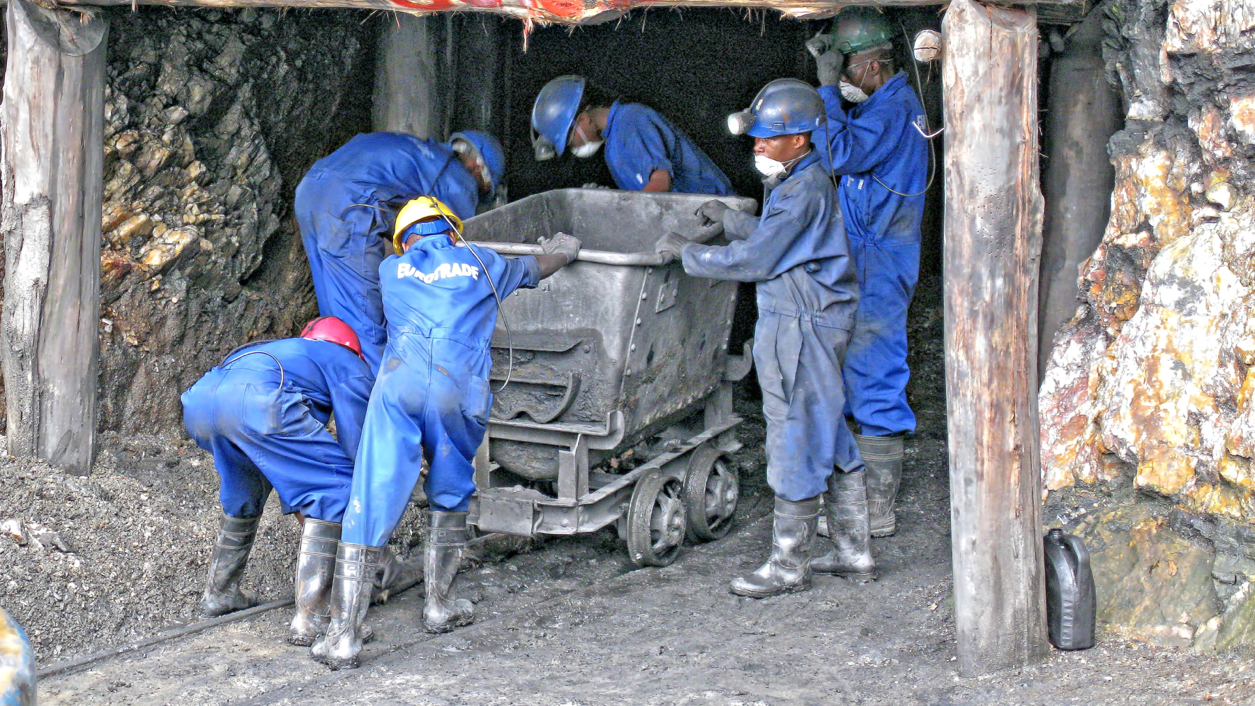 Dreamstime L 96946014 6331b8b78ea7b