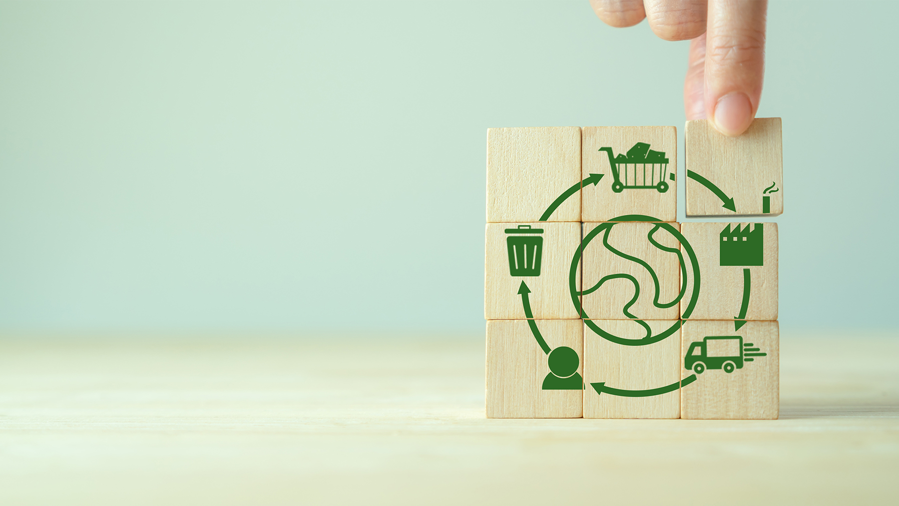 258840417 Paradee Paradee Dreamstime 64a5c4f6a676e