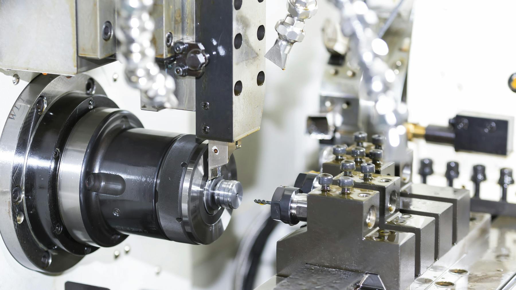 696f8e6fc5e0b41553171f29 63168729